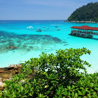 Strand van Perhentian Islands aan de oostkust van Maleisië