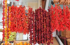 Chili op de markt van Funchal