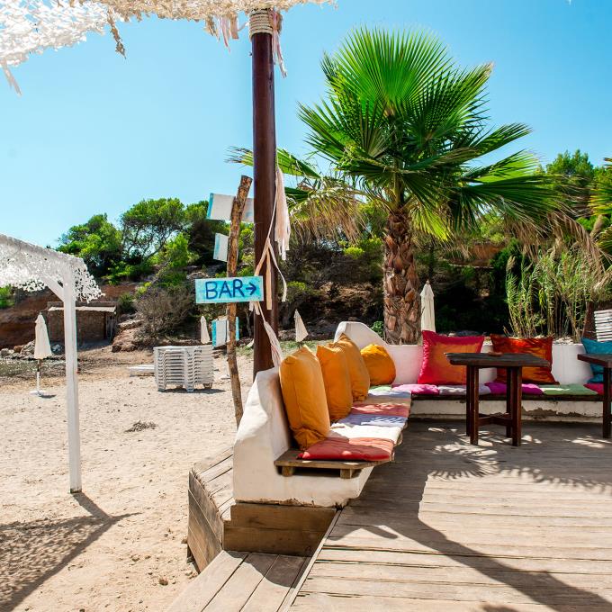 Strandtent op Ibiza