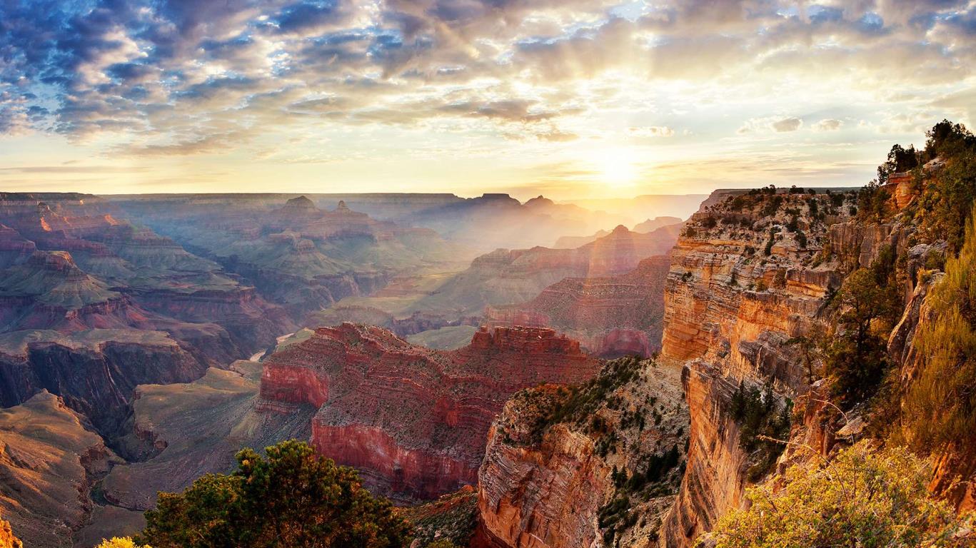 De zonsondergang bij de Grand Canyon