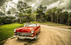 Cuba rode authentieke oldtimer auto