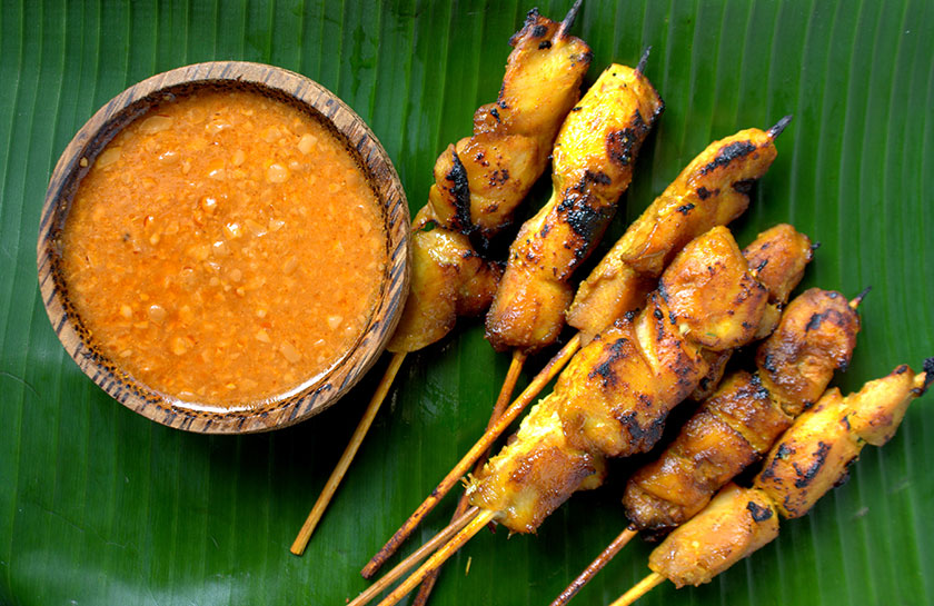 Restaurant Mamasan kipsaté met pindasaus