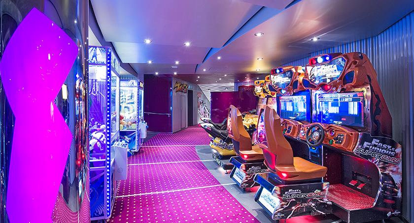 Virtual World gameroom Cruiseschip